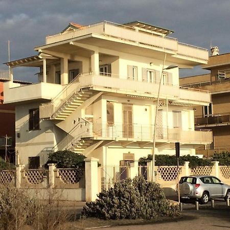 Ferienwohnung Vita Dulcis Ostia Exterior foto