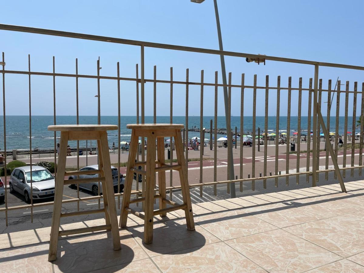 Ferienwohnung Vita Dulcis Ostia Exterior foto