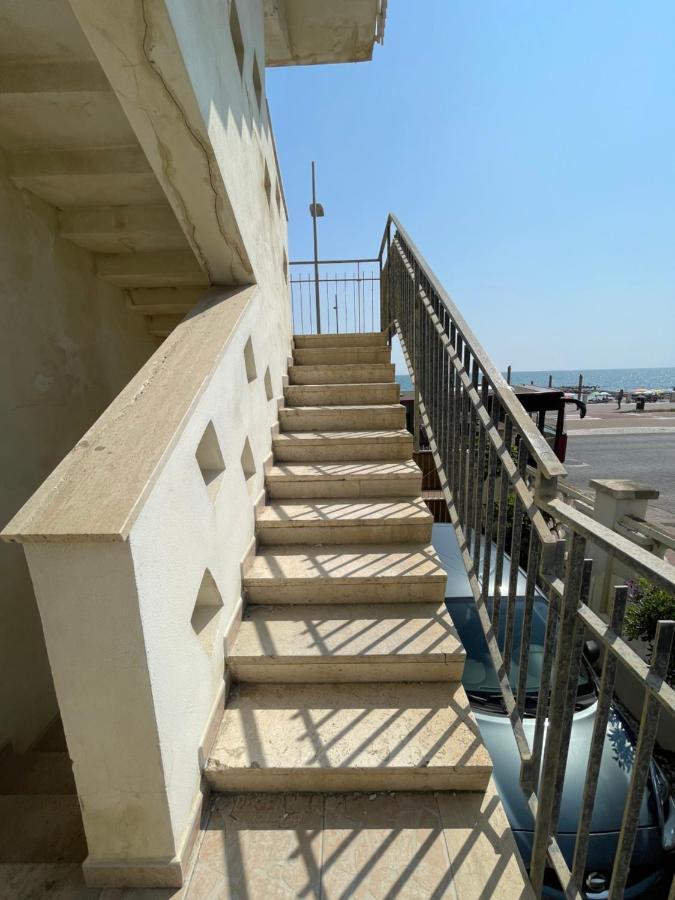 Ferienwohnung Vita Dulcis Ostia Exterior foto